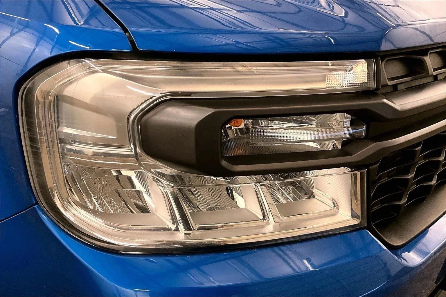 Certified 2022 Ford Maverick XLT w/ XLT Luxury Package image 27