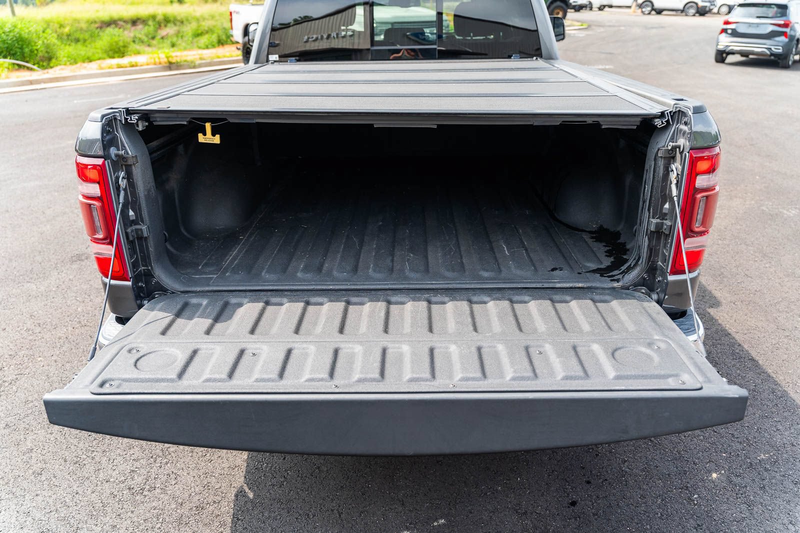 Used 2019 RAM 1500 Big Horn RWD image 15