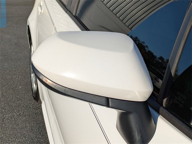 Used 2020 Toyota Corolla LE image 12