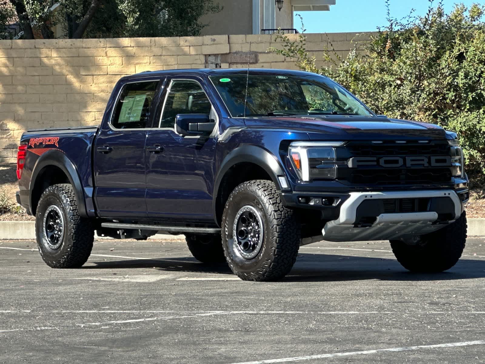 Certified 2025 Ford F150 Raptor AWD/4WD image 9