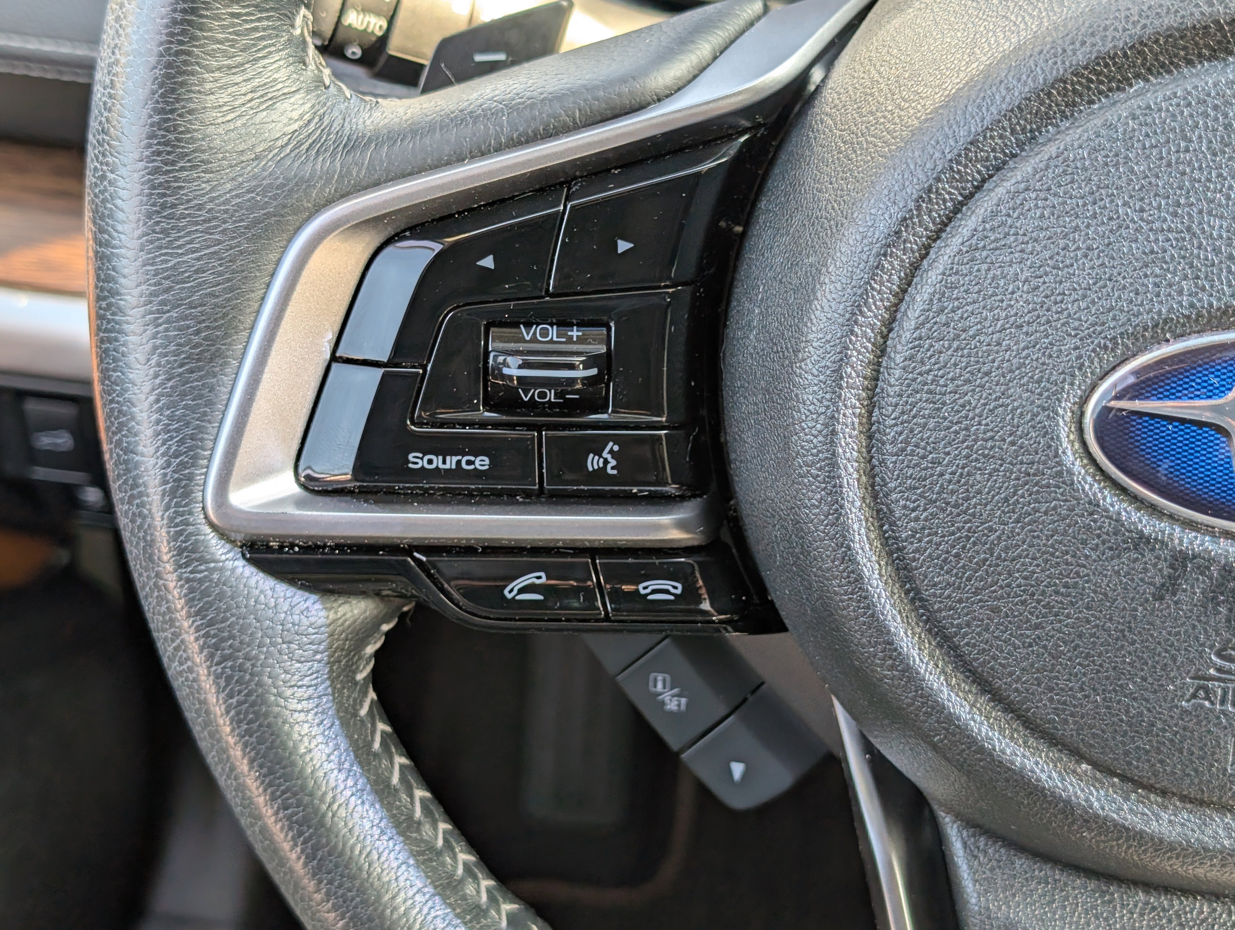 Used 2018 Subaru Outback 2.5i Touring image 25