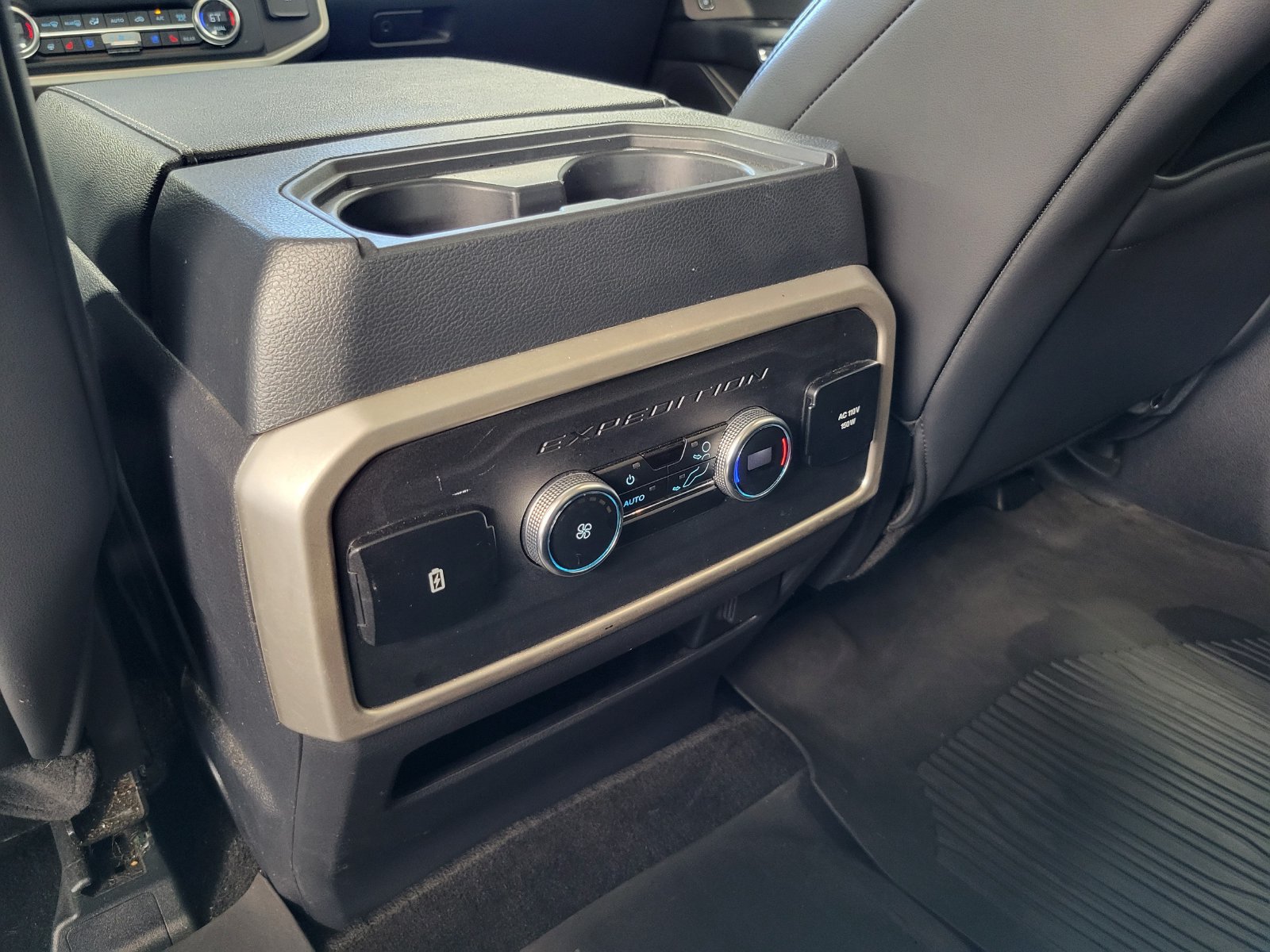 Certified 2024 Ford Expedition XLT AWD/4WD image 28