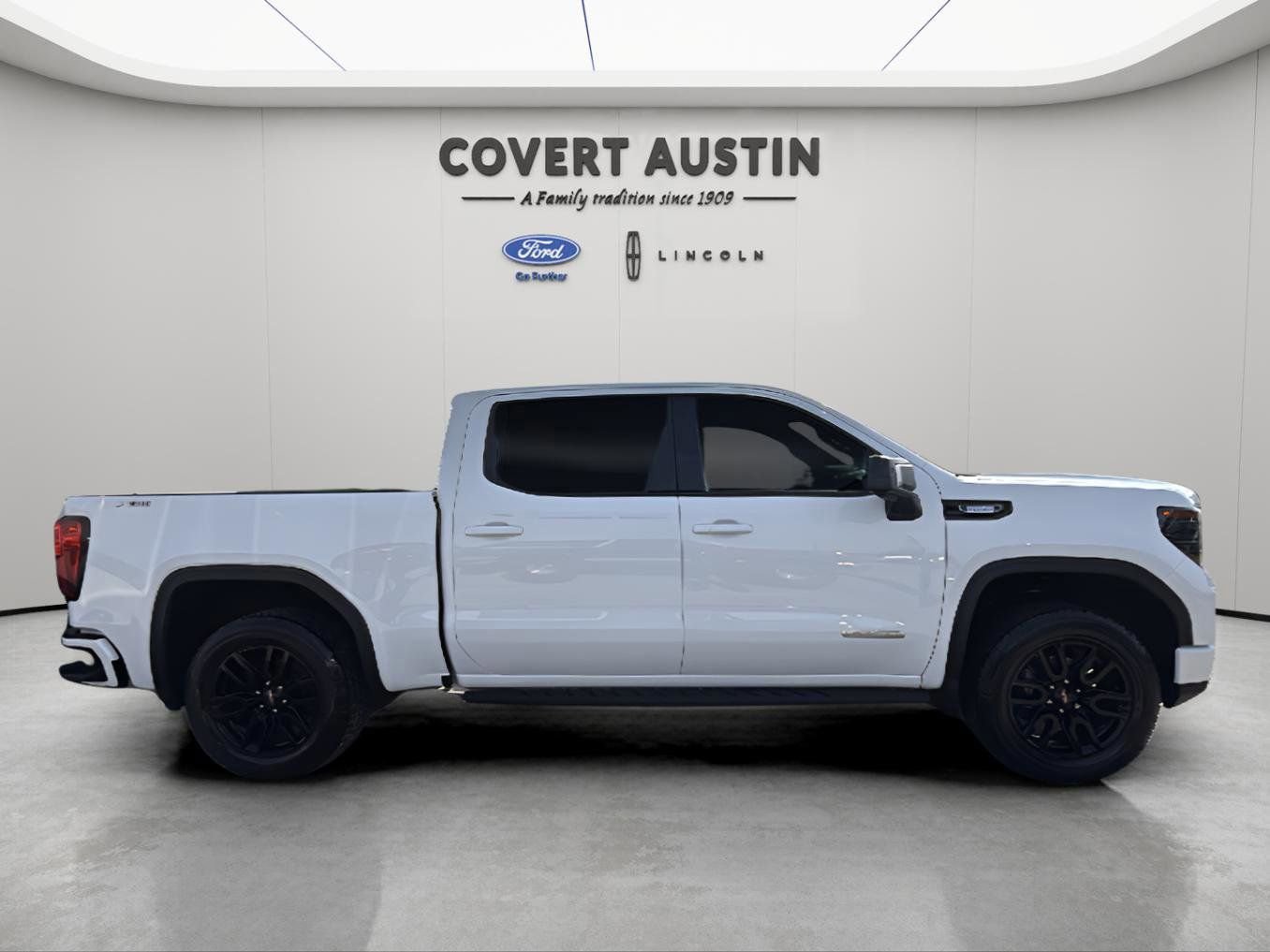 Used 2022 GMC Sierra 1500 Elevation w/ Elevation Premium Package image 6