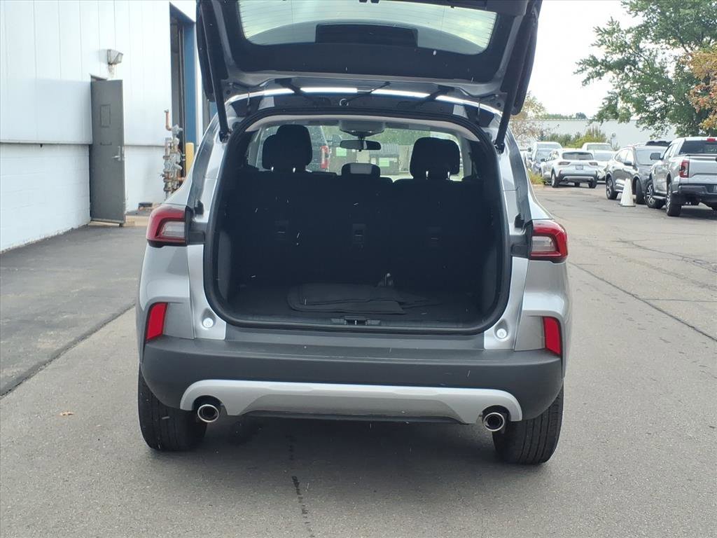 Certified 2024 Ford Escape Active image 7