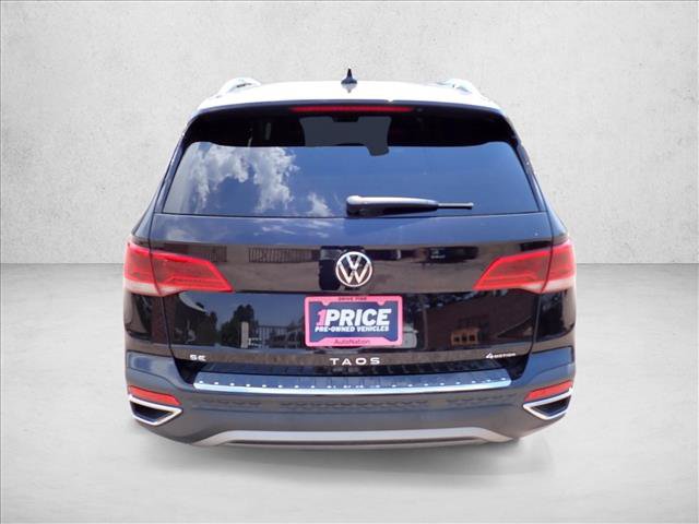 Used 2022 Volkswagen Taos SE FWD image 3