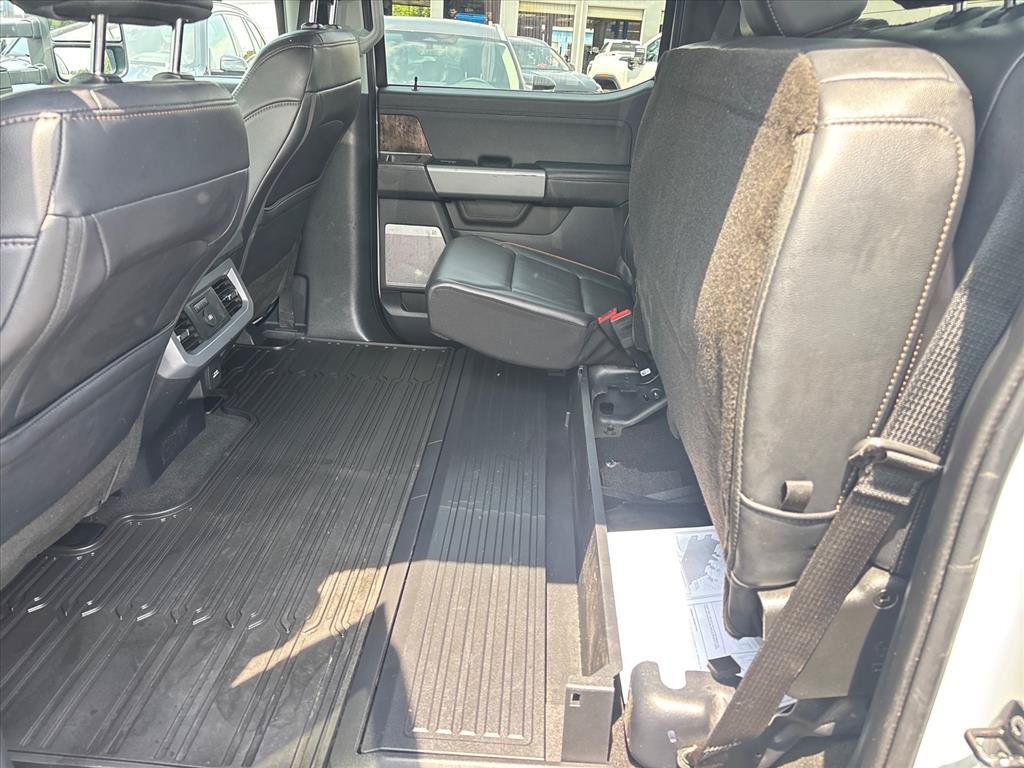 Certified 2025 Ford F250 Lariat w/ Black Appearance Package AWD/4WD image 19