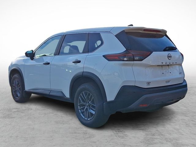 Used 2023 Nissan Rogue S image 4