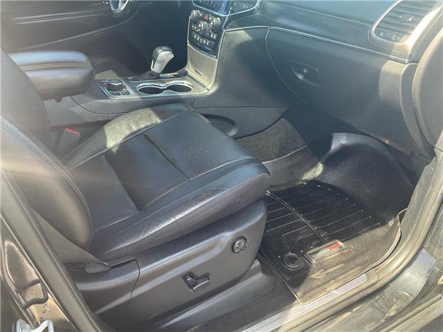 Used 2020 Jeep Grand Cherokee Limited w/ Luxury Group II AWD/4WD image 14