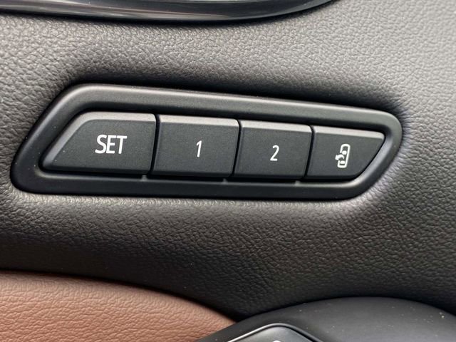 Used 2021 Buick Enclave Avenir w/ Avenir Technology Package image 24