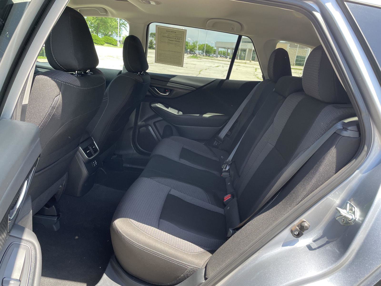 Used 2025 Subaru Outback Premium AWD/4WD image 20