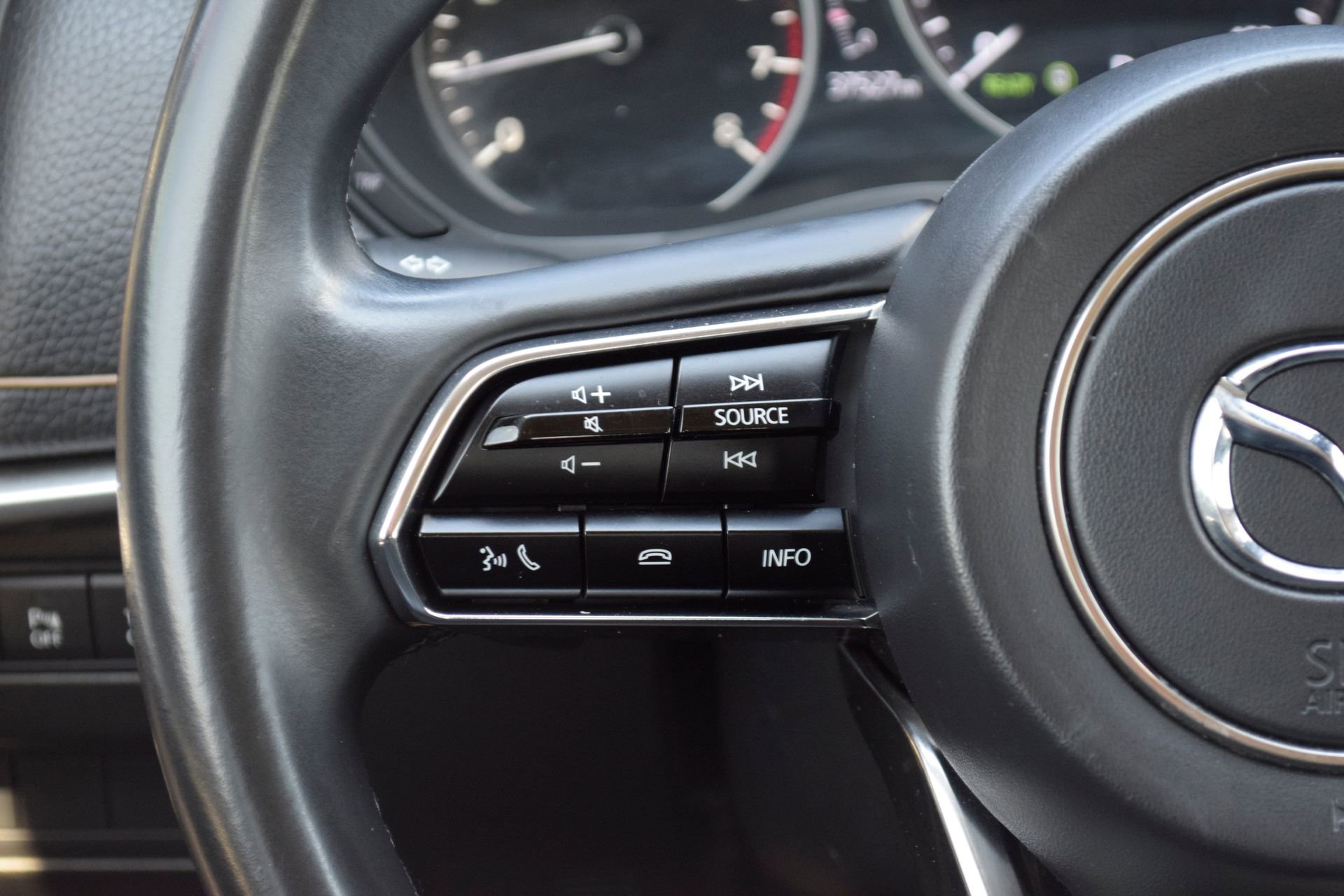 Used 2025 MAZDA CX-70 3.3 Turbo w/ Preferred Package AWD/4WD image 9