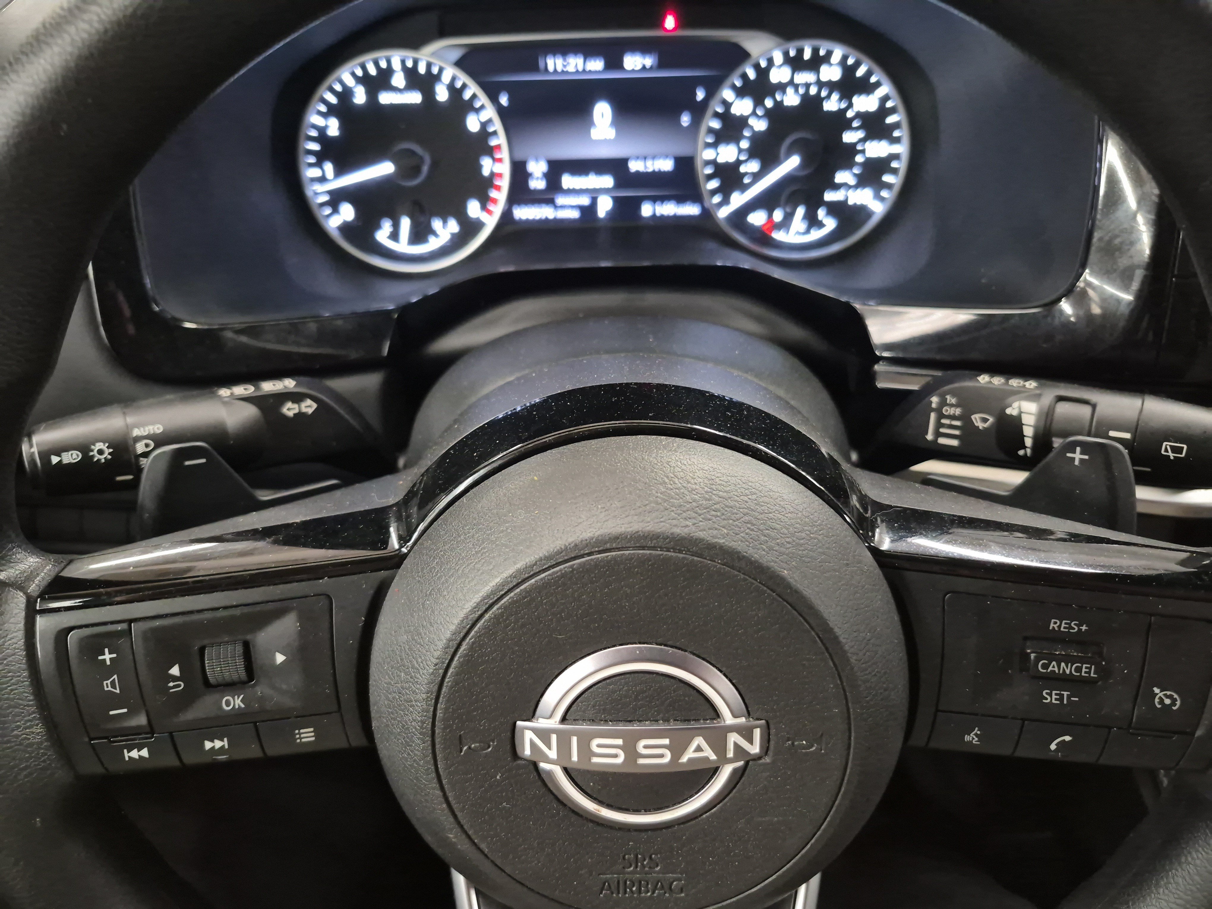 Used 2022 Nissan Pathfinder S FWD image 26