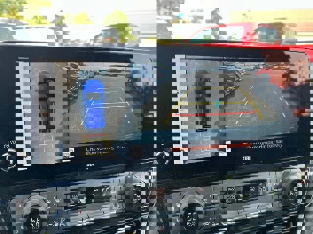 Used 2025 Toyota Grand Highlander AWD image 31