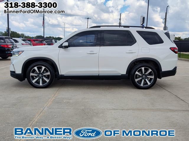 Used 2023 Honda Pilot Touring image 6