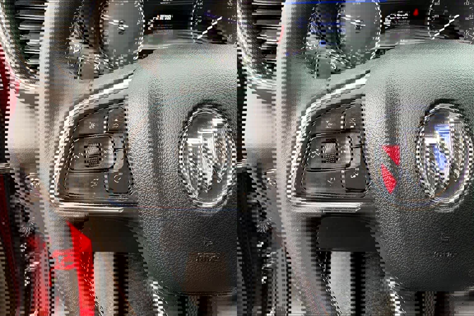 Used 2023 Buick Envision Essence image 23