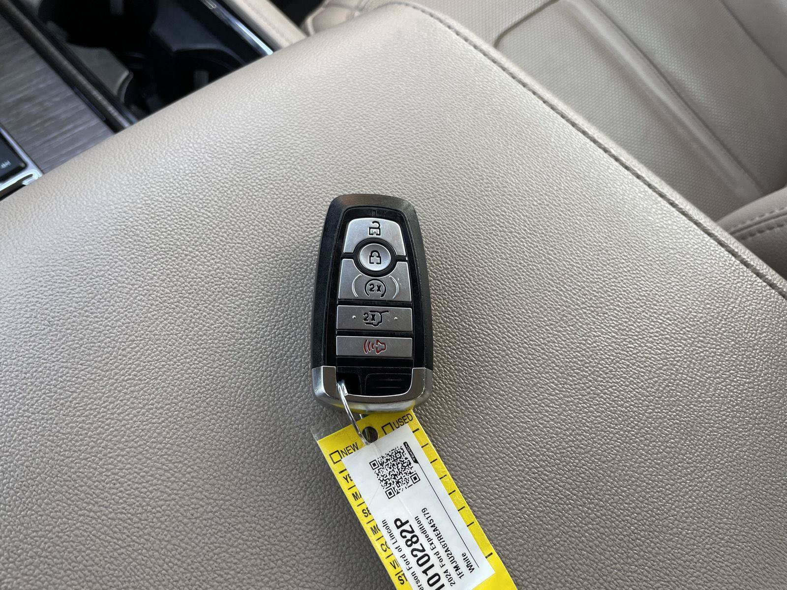 Certified 2024 Ford Expedition Limited AWD/4WD image 44