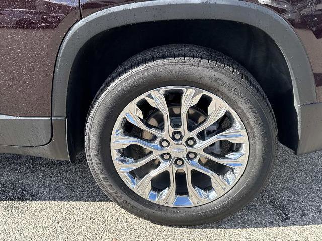 Used 2022 Chevrolet Traverse LT image 9