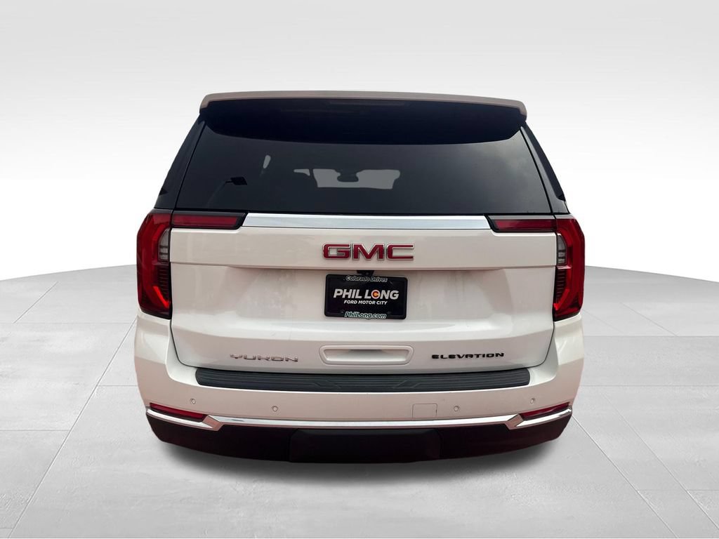 Used 2025 GMC Yukon XL Elevation AWD/4WD image 8