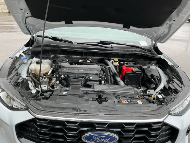 Certified 2025 Ford Escape ST-Line Select AWD/4WD image 24