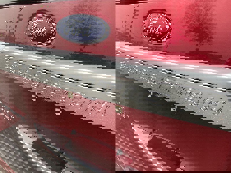 Certified 2017 Ford Expedition EL Platinum image 15