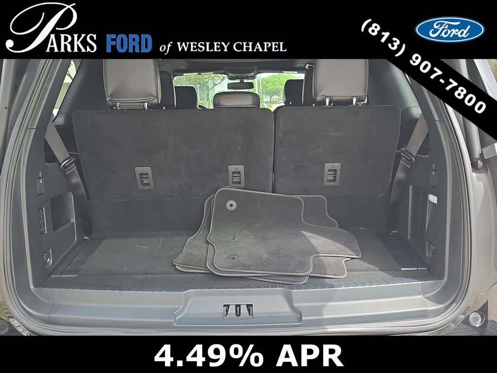 Certified 2024 Ford Expedition Platinum image 8