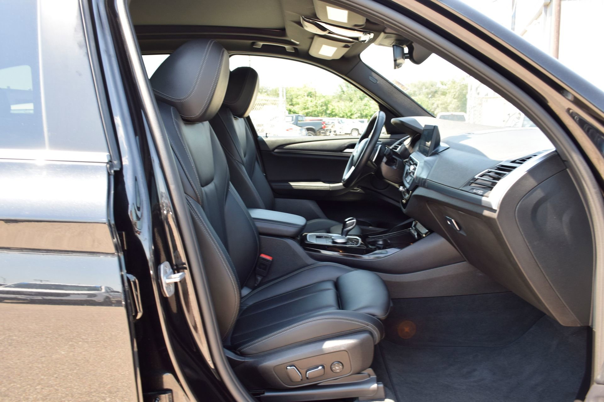 Used 2024 BMW X3 sDrive30i RWD image 23