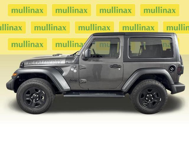 Used 2025 Jeep Wrangler Sport image 2