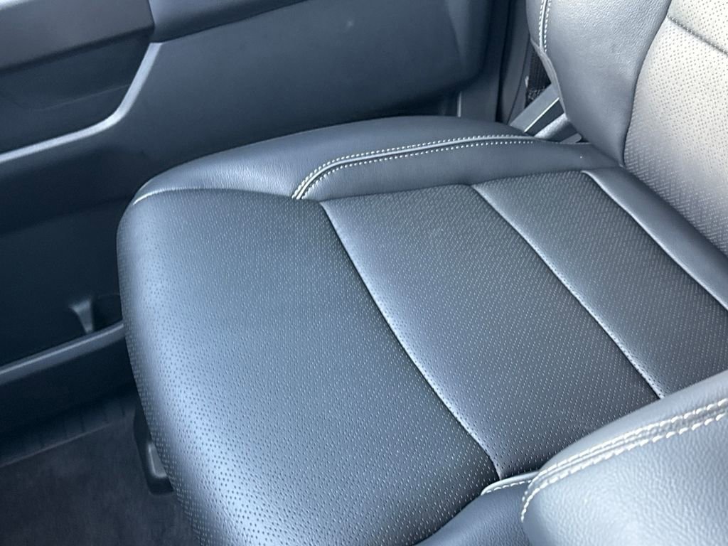 Certified 2025 Ford F150 Lariat w/ Equipment Group 501A Mid image 25