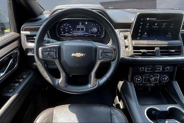 Used 2023 Chevrolet Suburban High Country RWD image 8