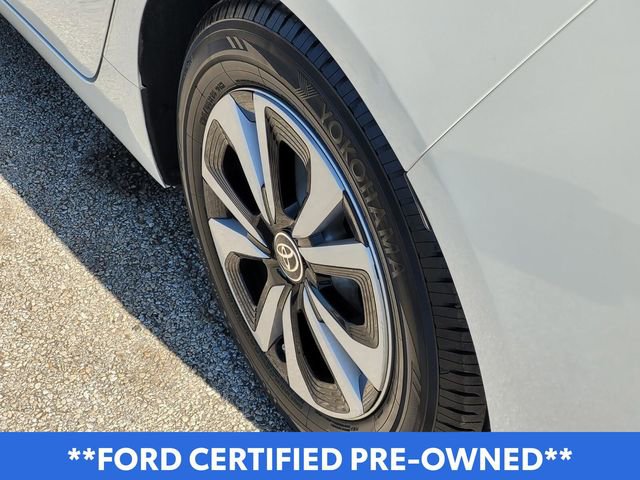 Used 2017 Toyota Prius Prime Plus image 7