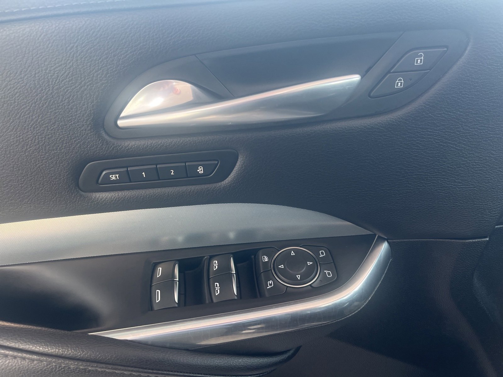 Used 2019 Cadillac XT4 Premium Luxury image 15