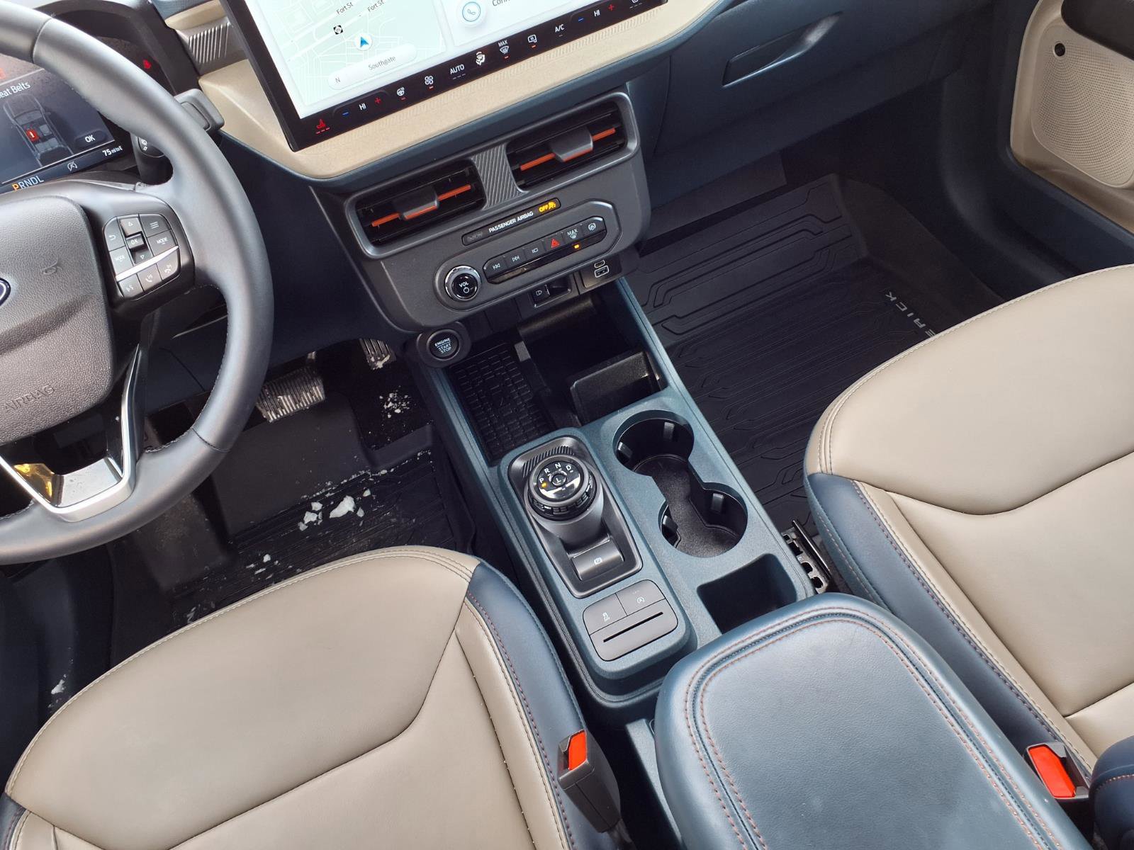 Certified 2025 Ford Maverick Lariat image 14