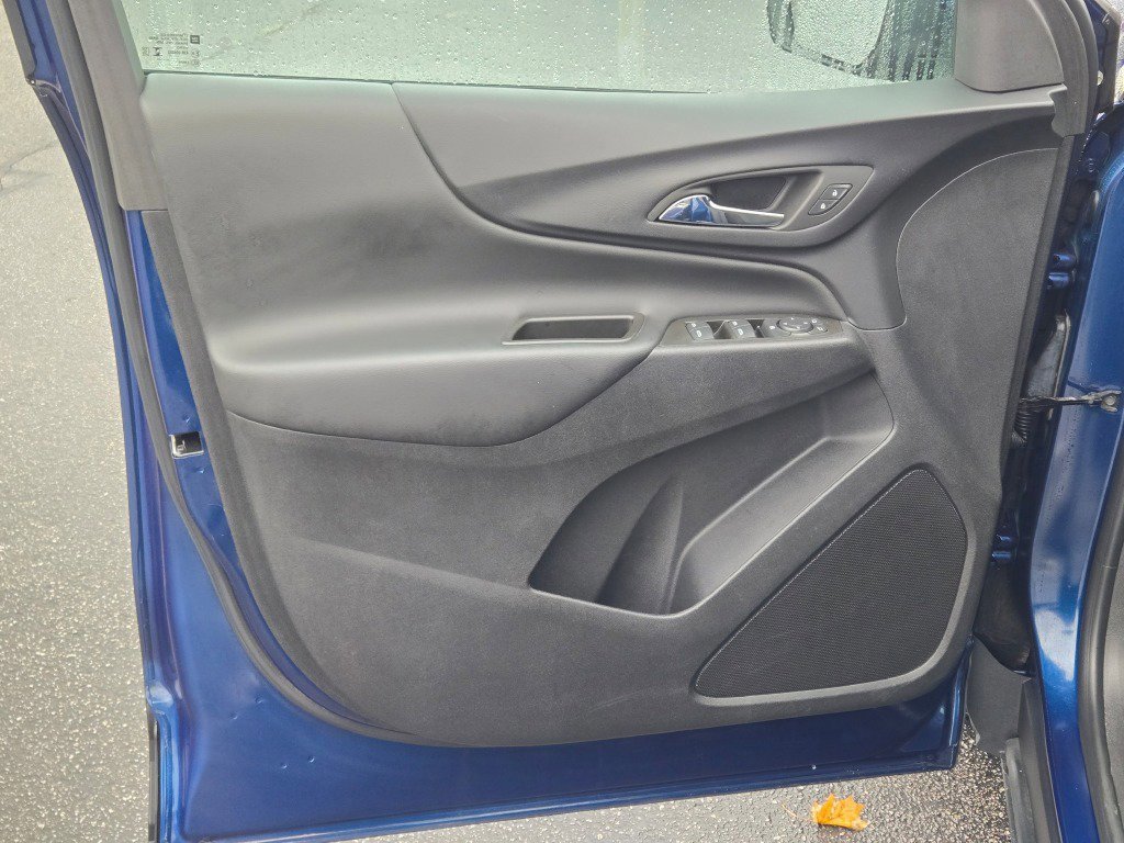 Used 2023 Chevrolet Equinox LT image 17