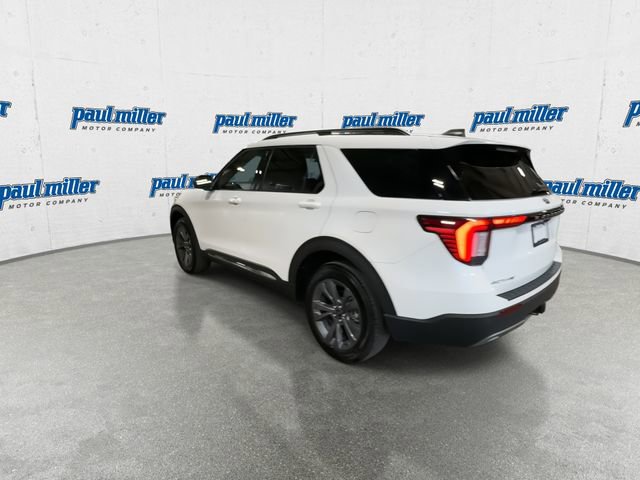 Certified 2025 Ford Explorer Active w/ Active Comfort Package AWD/4WD image 8