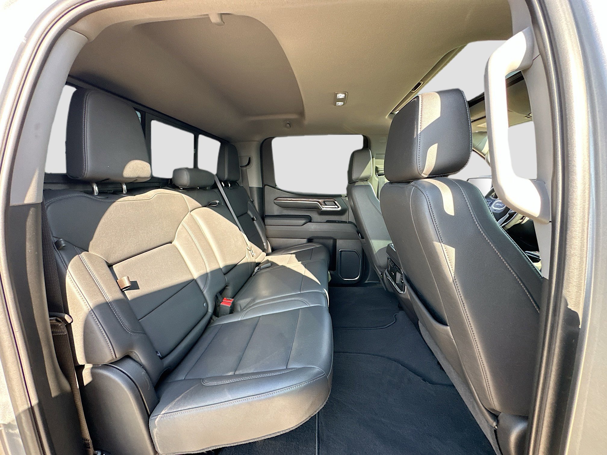 Used 2024 GMC Sierra 1500 SLT w/ SLT Premium Package image 28