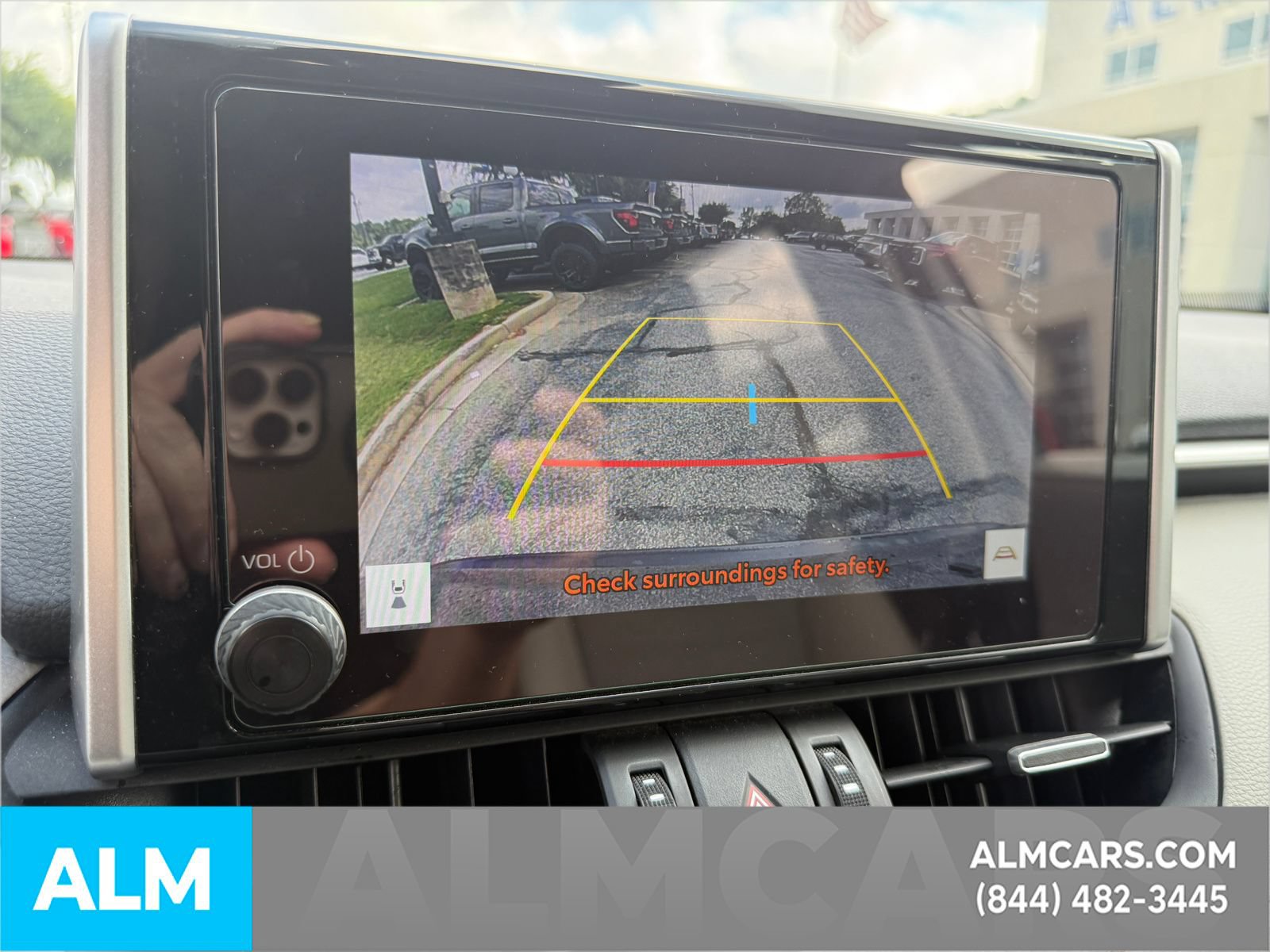 Used 2024 Toyota RAV4 XLE Premium FWD image 17