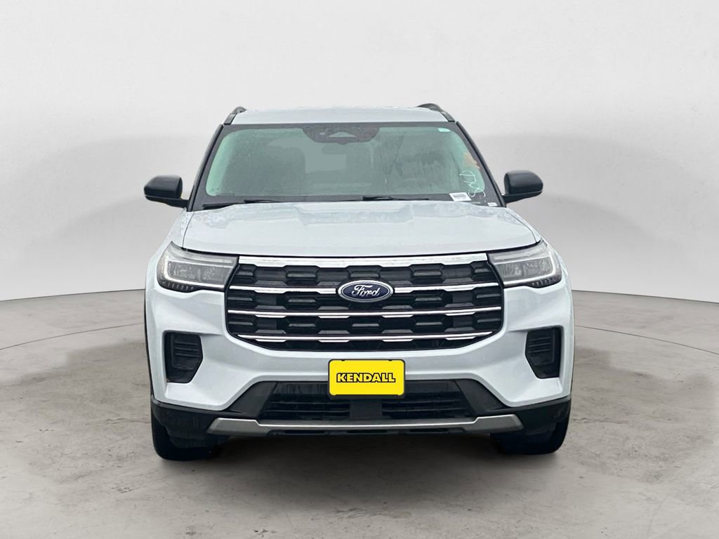 Certified 2025 Ford Explorer Active AWD/4WD image 8