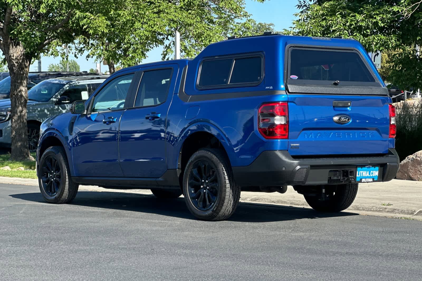 Certified 2024 Ford Maverick Lariat w/ Black Appearance Package FWD image 6