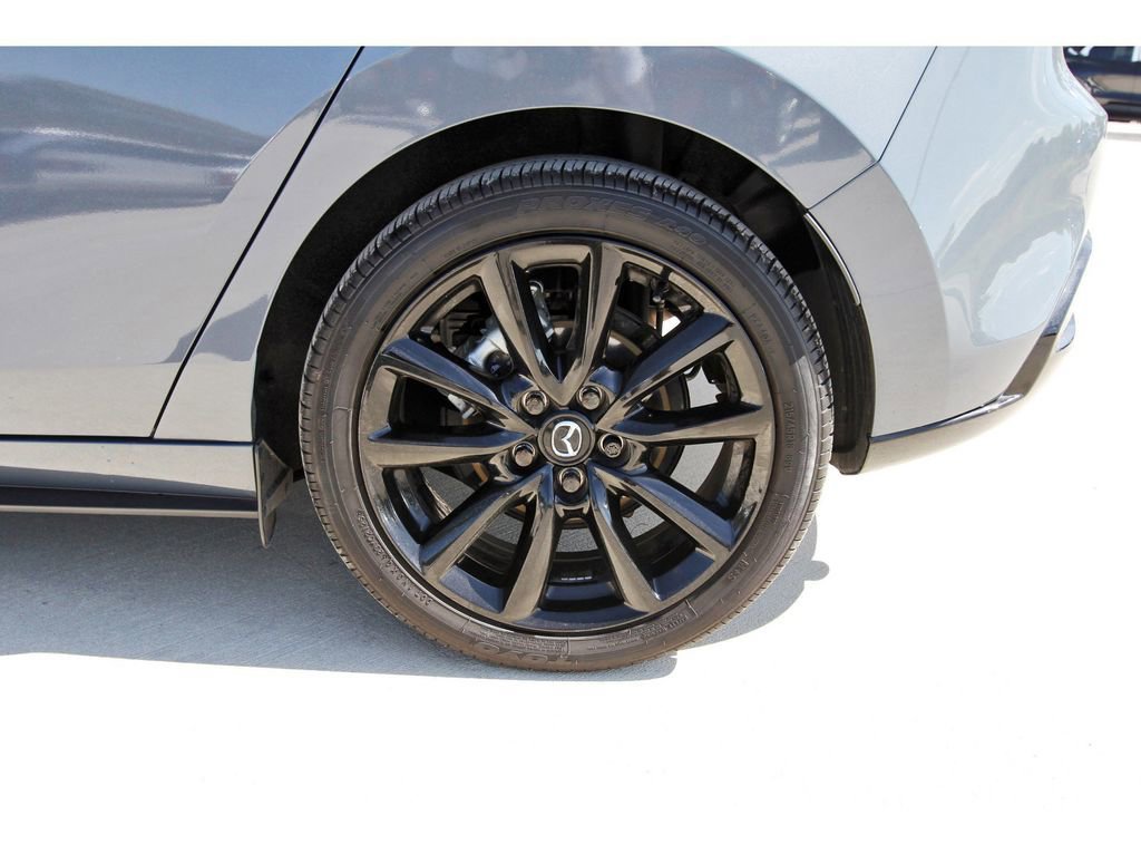 Used 2025 MAZDA MAZDA3 Carbon image 29