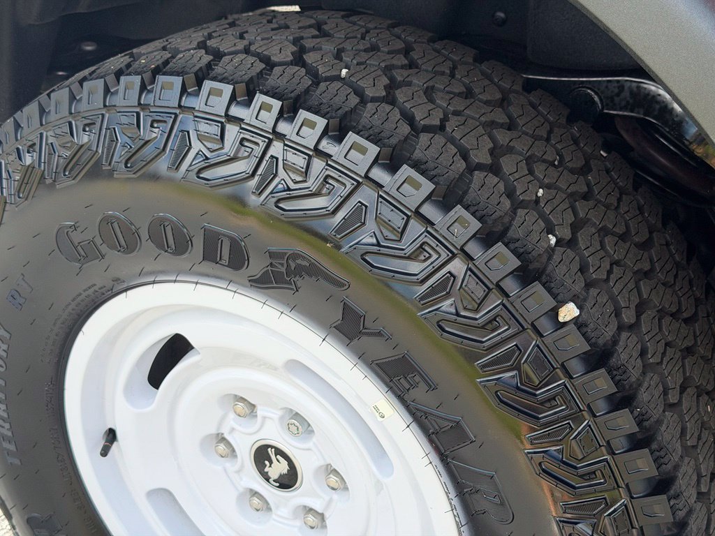 Certified 2026 Ford Bronco Heritage Edition AWD/4WD image 22