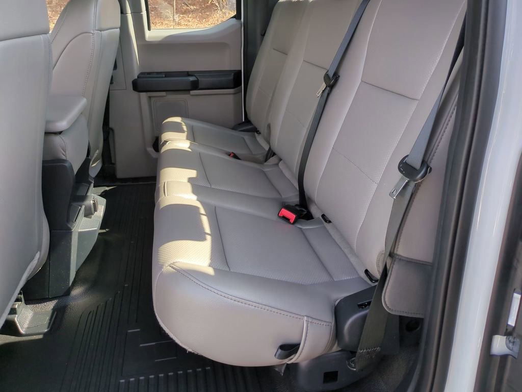 Certified 2022 Ford F250 XL w/ Power Equipment Group image 18