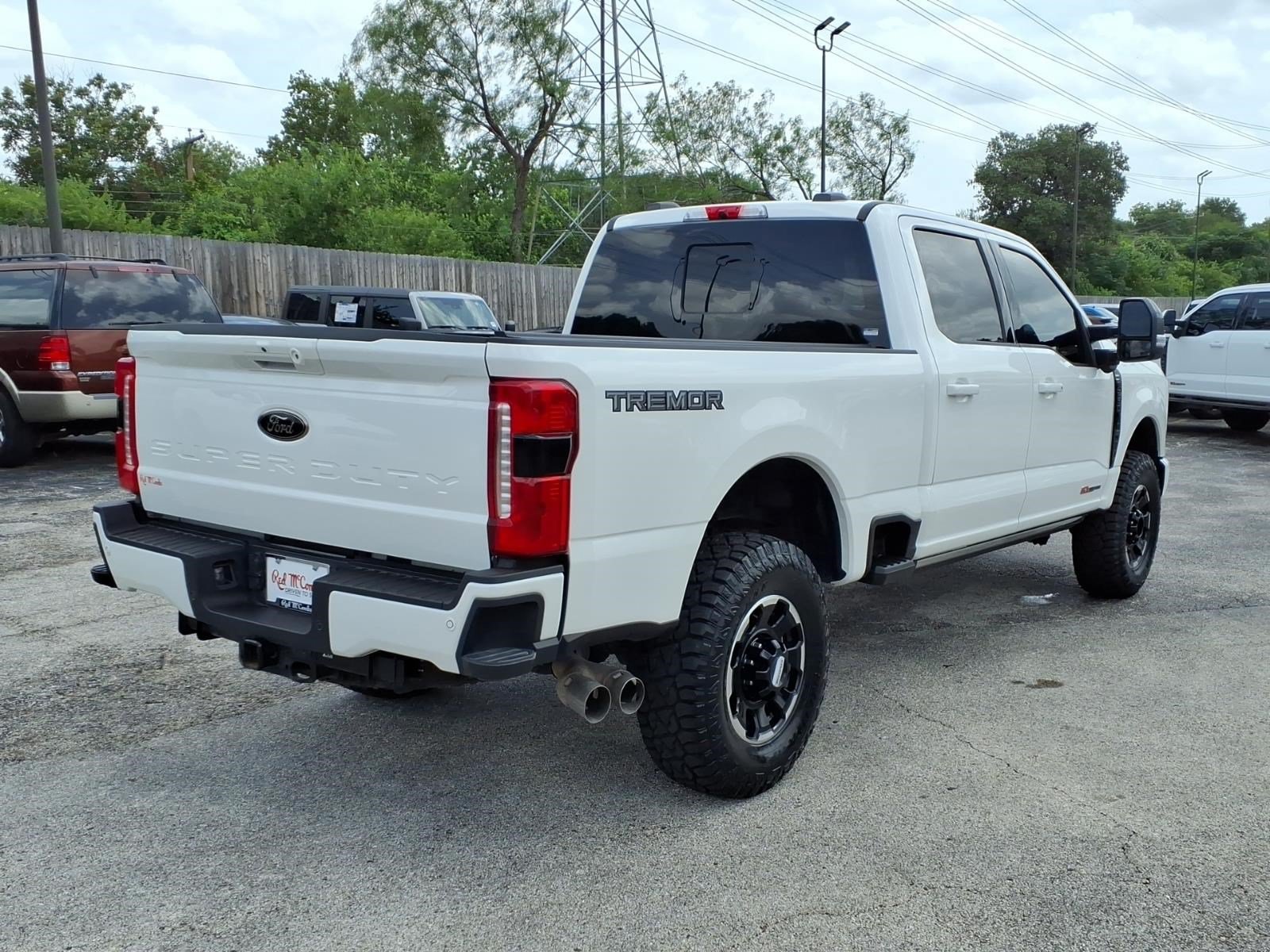 Certified 2025 Ford F250 Lariat w/ Lariat Ultimate Package AWD/4WD image 5