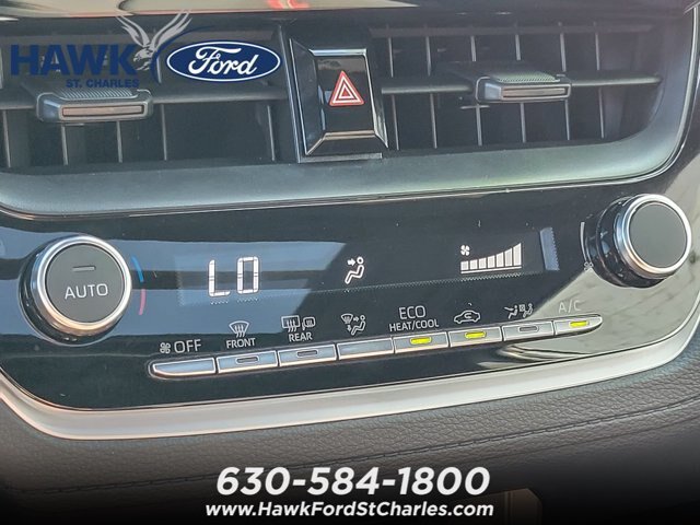 Used 2025 Toyota Corolla Cross AWD Hybrid w/ Moonroof Package image 15