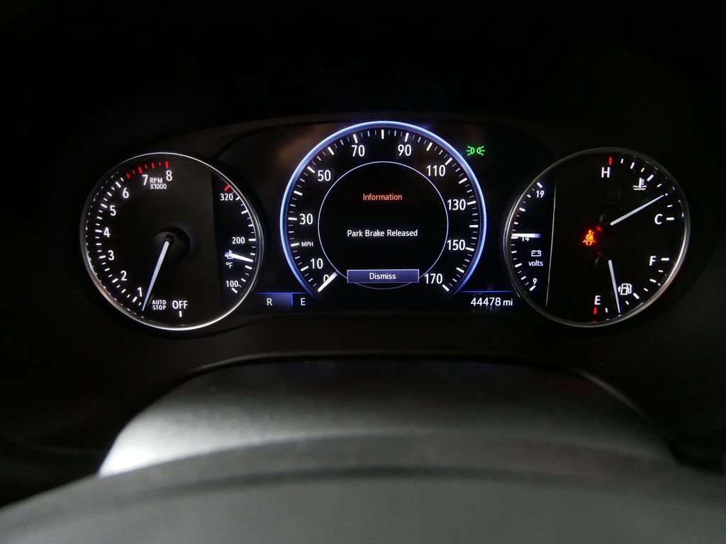 Used 2023 Buick Enclave Avenir image 34