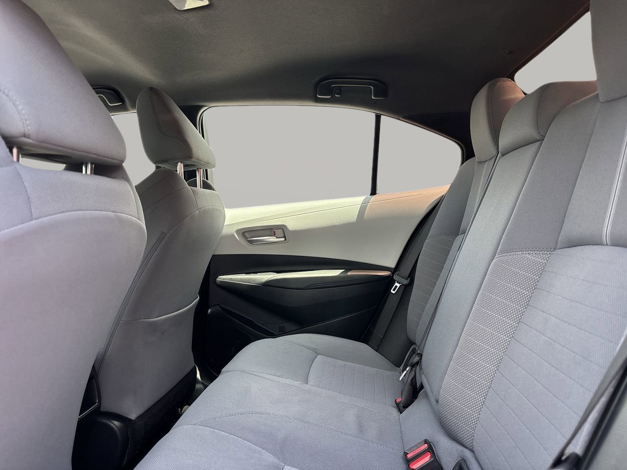 Used 2021 Toyota Corolla SE FWD image 16