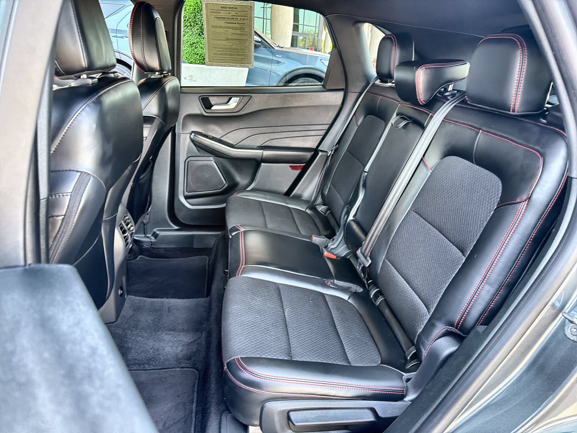 Certified 2025 Ford Escape ST-Line FWD image 21
