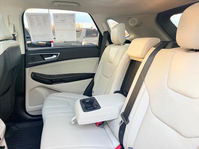 Certified 2022 Ford Edge Titanium w/ Equipment Group 301A image 35