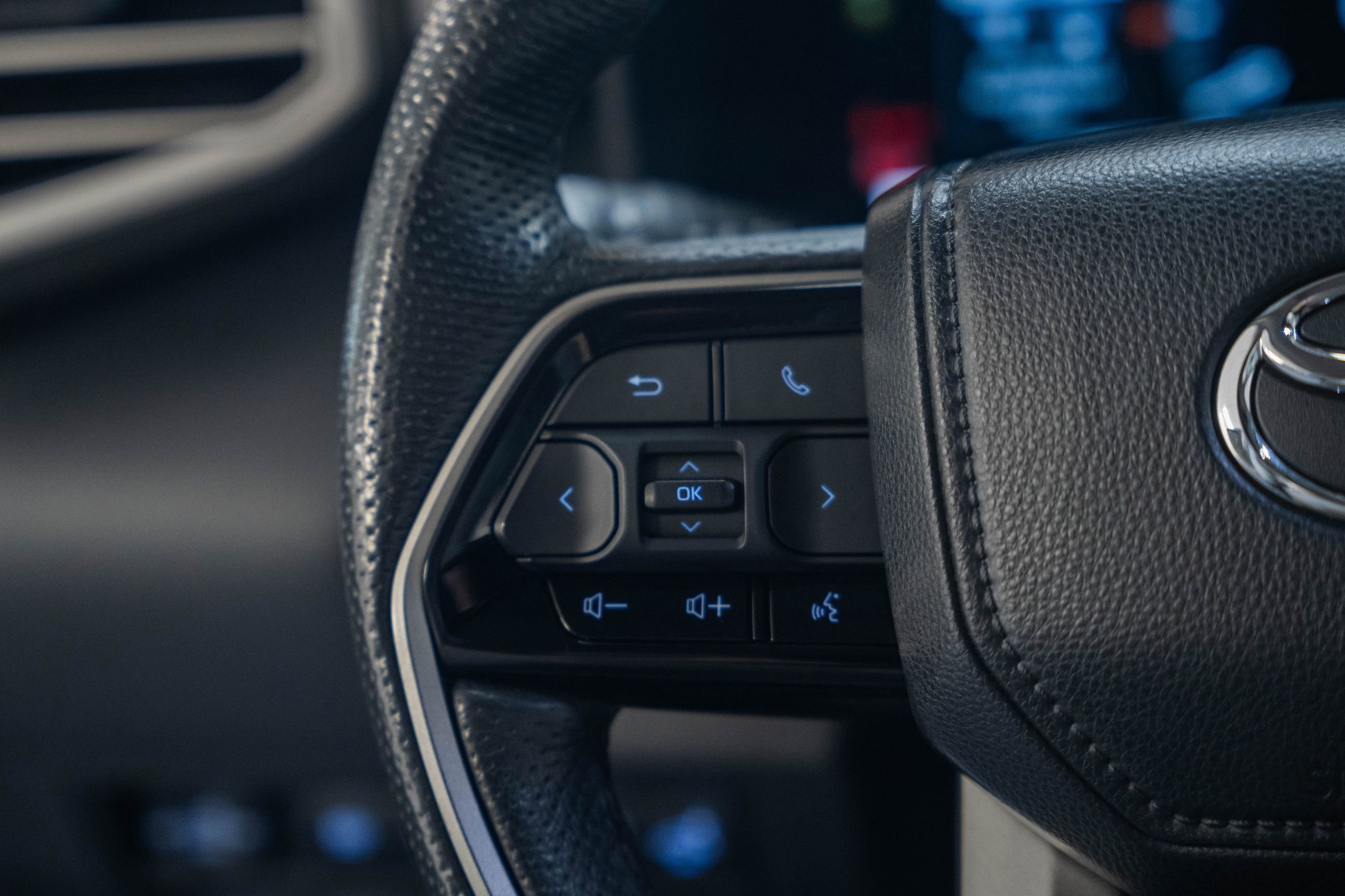 Used 2024 Toyota Tundra Limited image 37