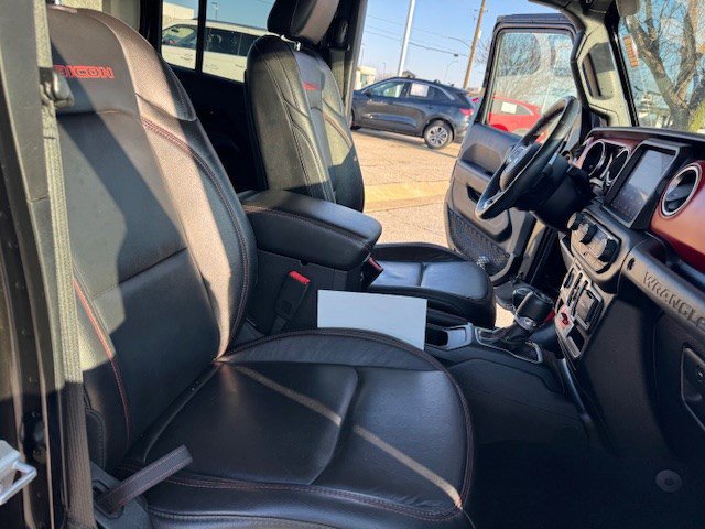 Used 2018 Jeep Wrangler Unlimited Rubicon w/ Dual Top Group image 34