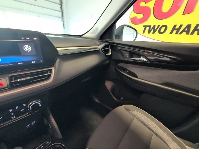 Certified 2025 Chevrolet TrailBlazer LS w/ LS Convenience Package AWD/4WD image 26